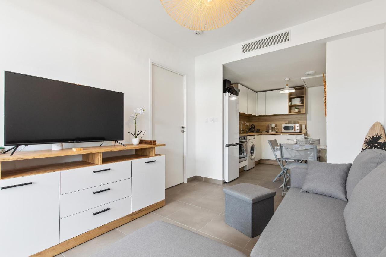 Le Corinthe - Appt Classe 3 Etoiles Et Climatise Marseillan  Exterior photo